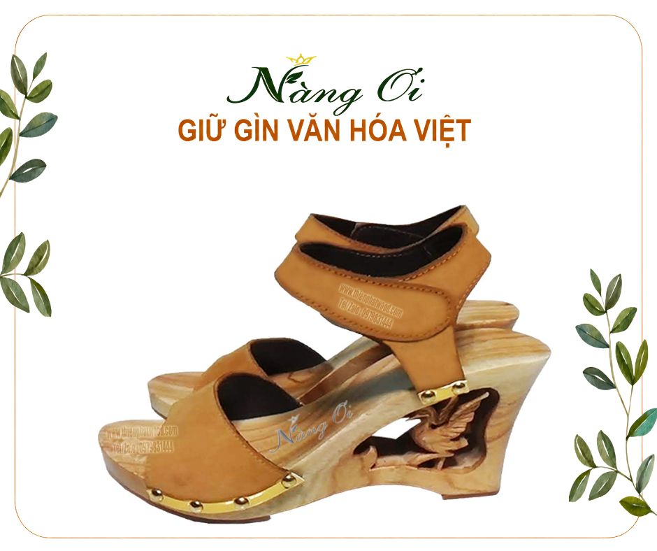 guốc mộc cao 9cm quai hậu màu cam sẫm, chạm khắc chim phượng hoàng tinh xảo